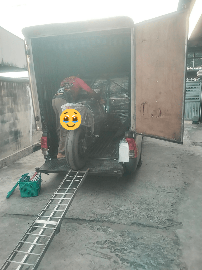 Picture of my bike on the pickup truck 🥹.